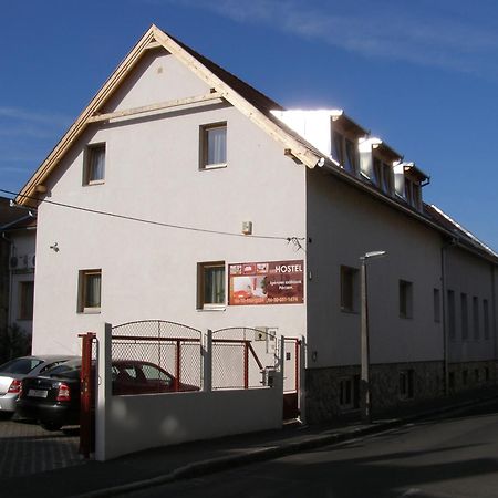 Liszt Apartman Печ Екстер'єр фото